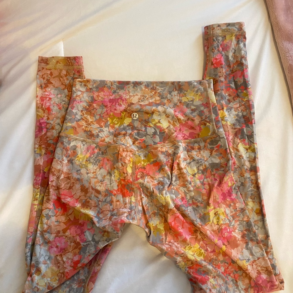 Lululemon Athletica Leggings Vibrant Pattern